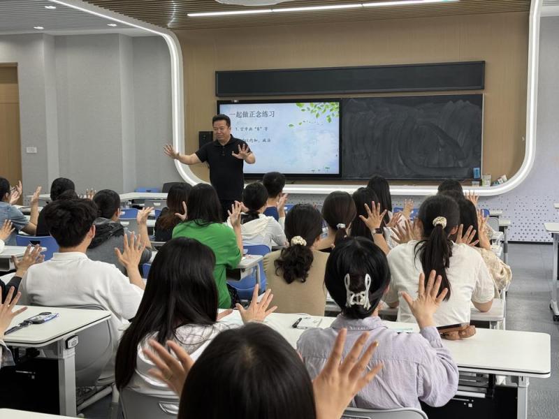 e3ece722-db9c-48a2-9370-42951507f958.jpg